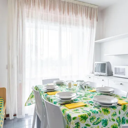 1 Bedroom Lovely In Bibione